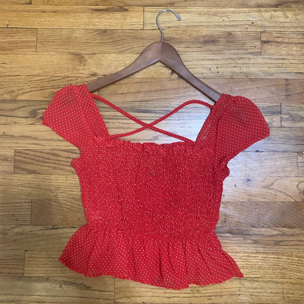 Red polka dot cropped blouse